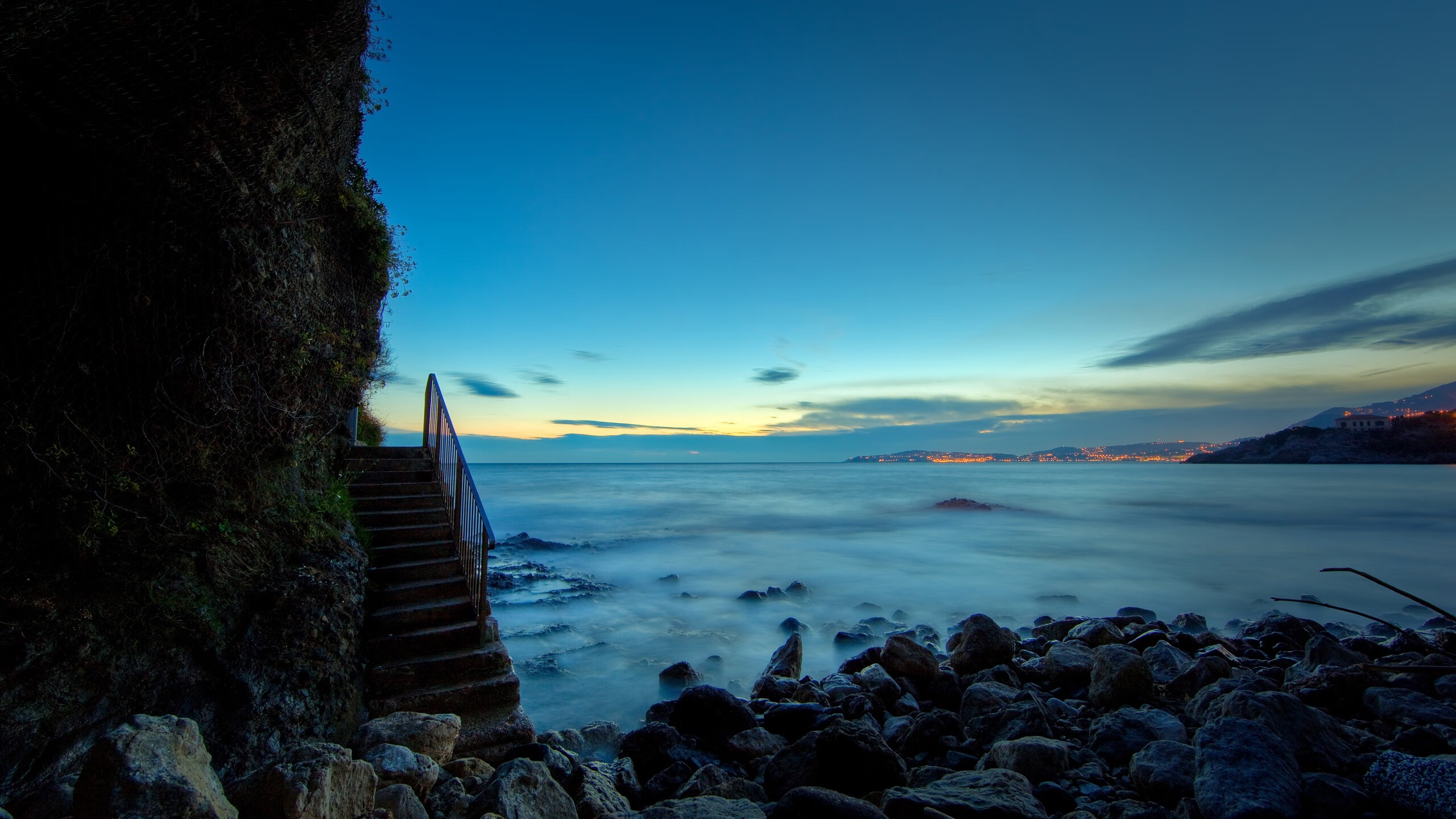 开云入口-“罕见奇观：场上场下令人难以置信的趣味”，场上什么意思